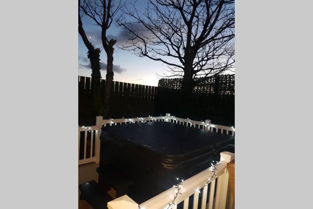 Hillingworth'S Hot Tub Retreat - St Cyrus Vila Garvock Exterior foto